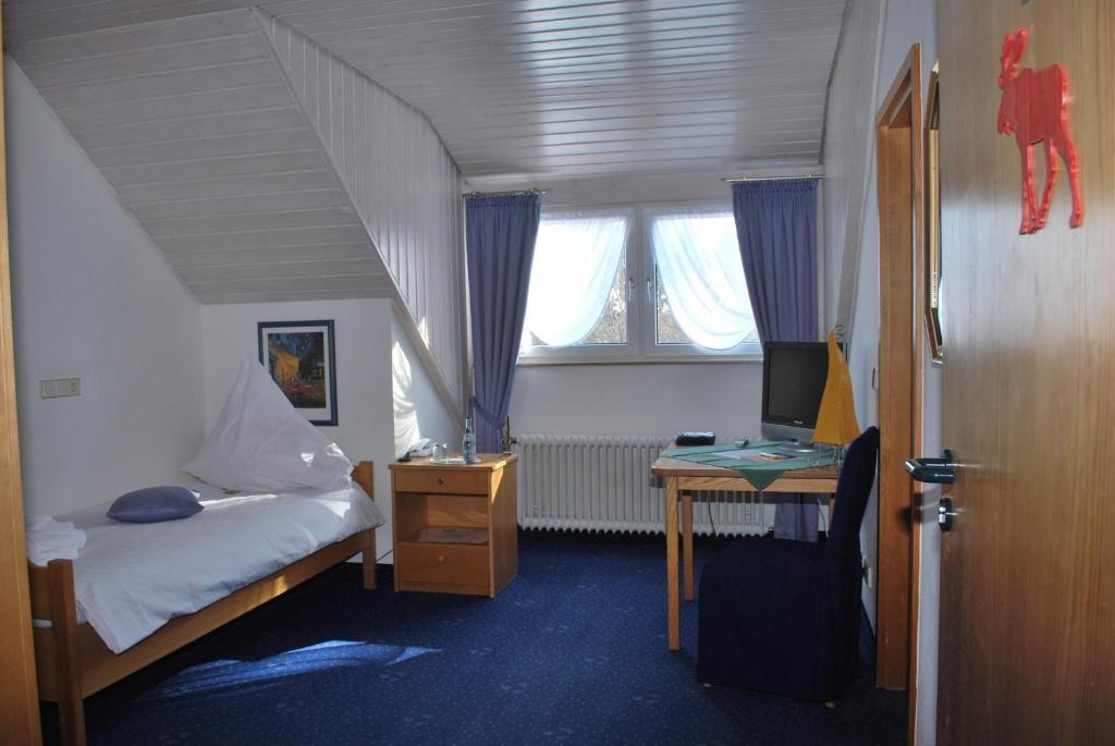 Hotel Garland Villingen-Schwenningen Δωμάτιο φωτογραφία